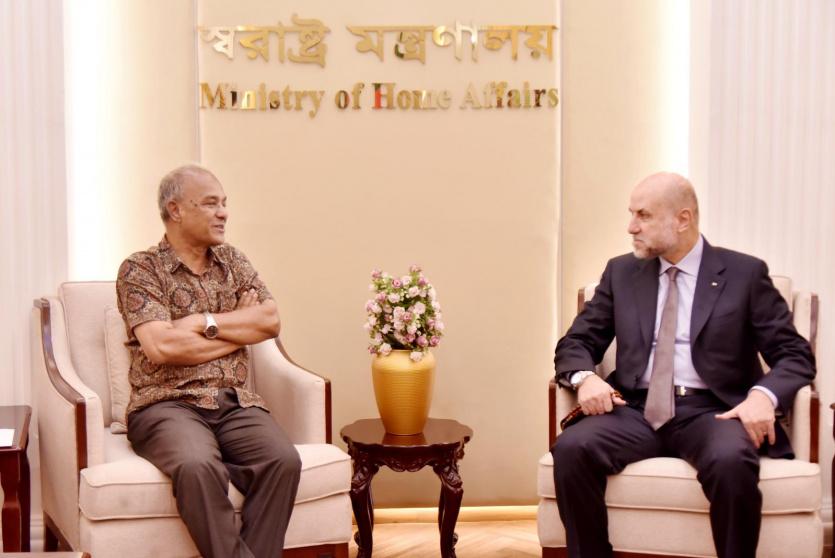 الهباش يلتقي وزير الداخلية والزراعة في بنغلاديش