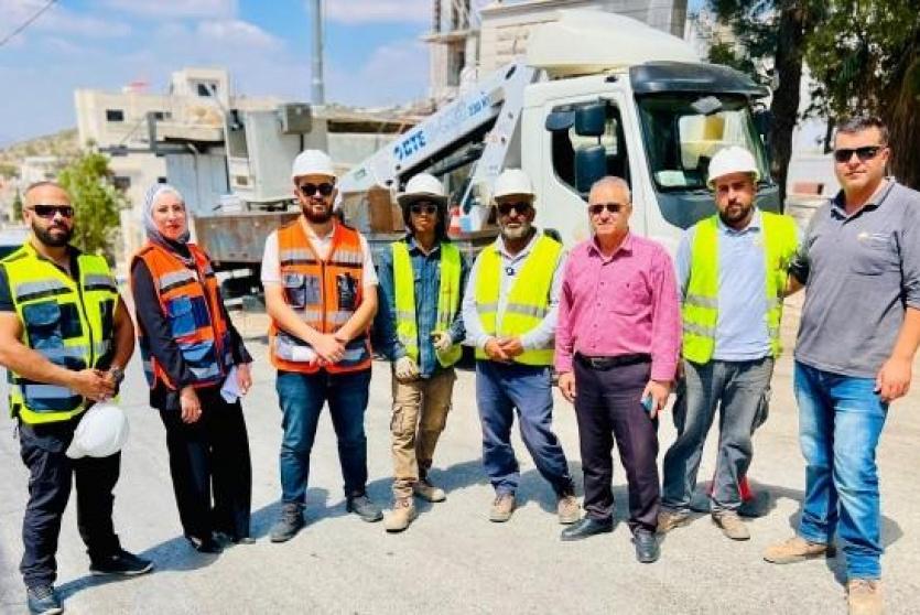 كهرباء القدس تُحدث نقلة نوعية في شبكة الطيرة الكهربائية ضمن مسؤوليتها المجتمعية