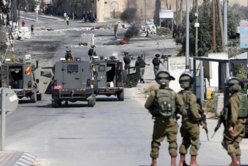 صورة من الارشيف