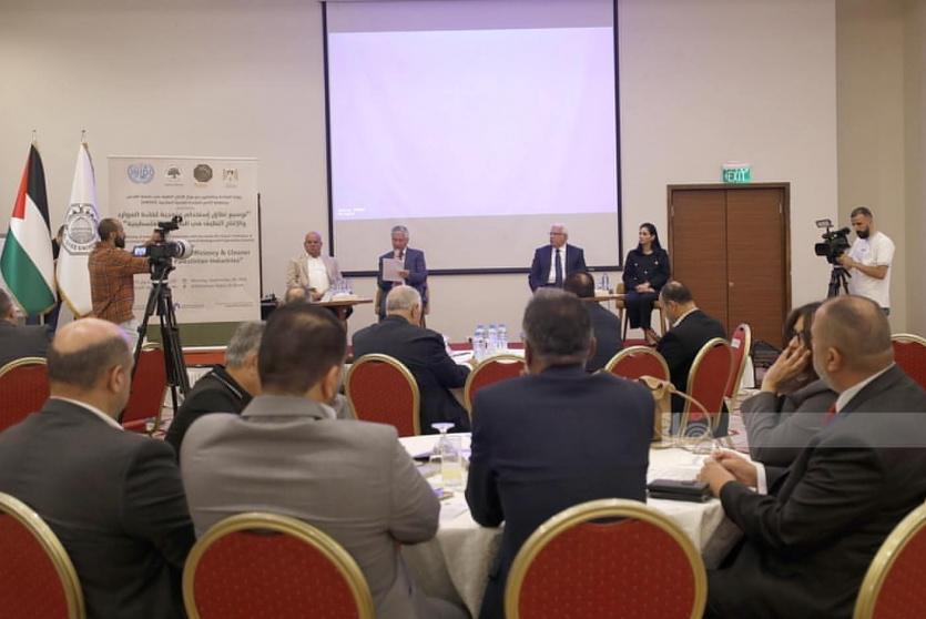 جانب من الورشة