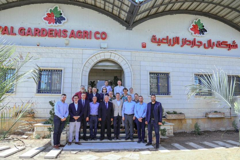 زيارة دبلوماسية رفيعة إلى شركة 