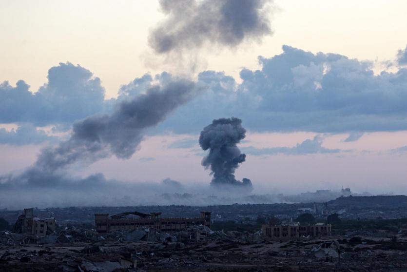 قصف غزة -ارشيف-