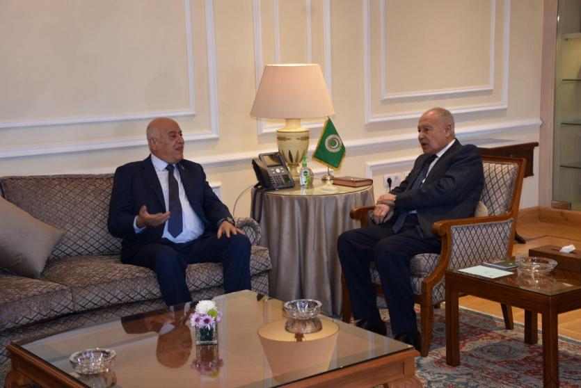 خلال اللقاء