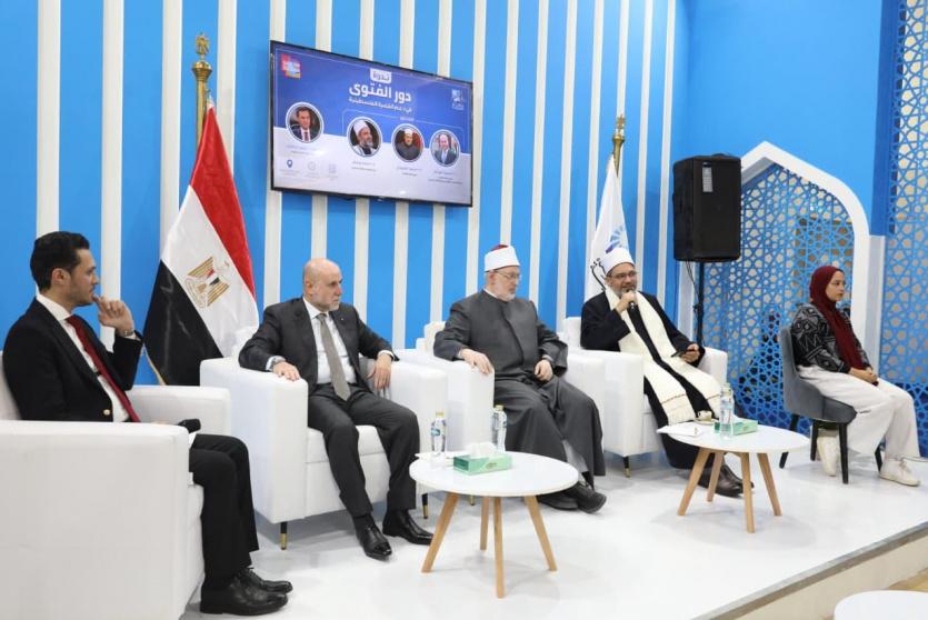 خلال مشاركة الهباش في الندوة الفكرية