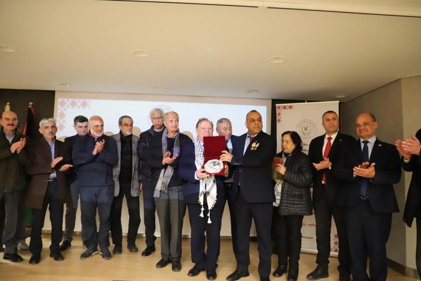 خلال إطلاق جائزة فلسطين العالمية للشعر