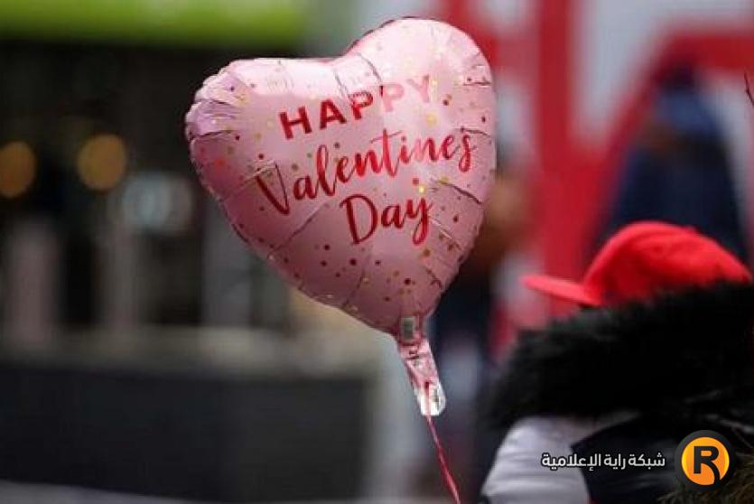 50 رسالة عيد الحب لحبيبي 2026