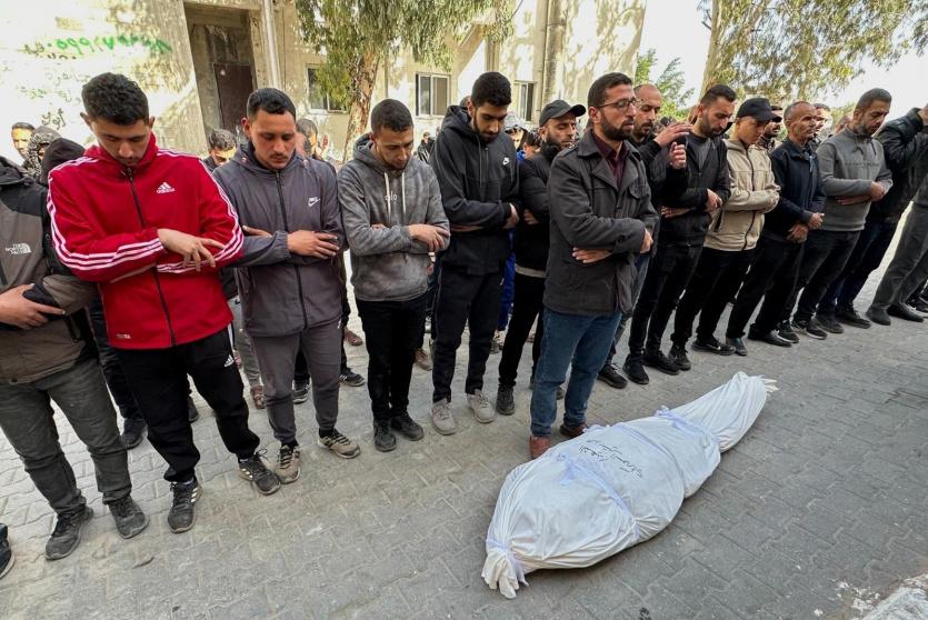 صورة من الارشيف